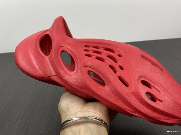 Foam Yeezy CW3355 Adidas Red 1202